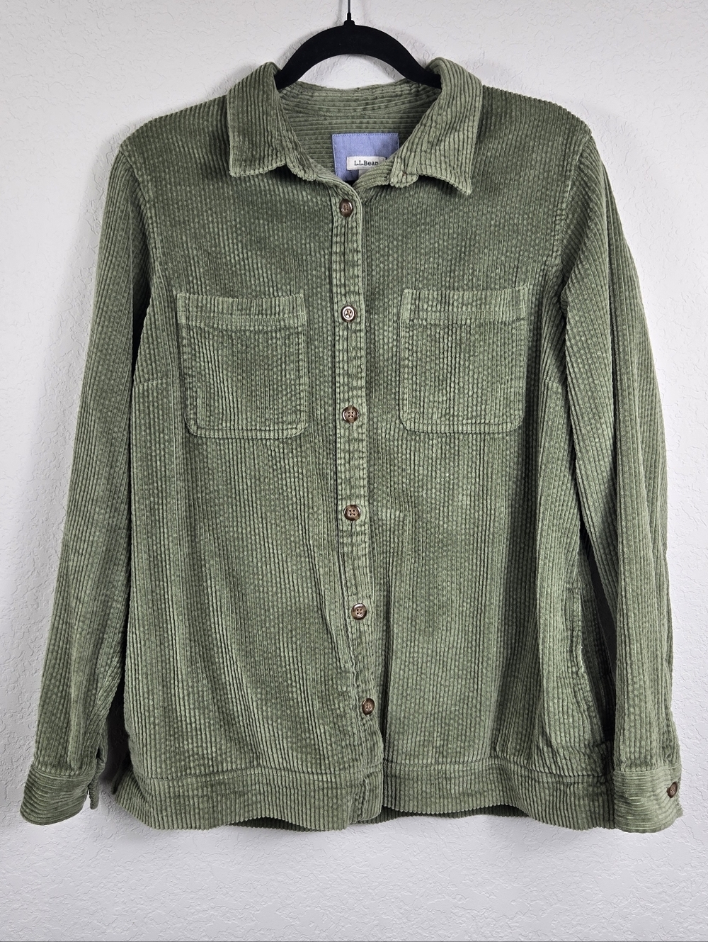 L.L.Bean Comfort Corduroy Shacket Sage Green Shirt Jacket Sz M Relaxed Fit